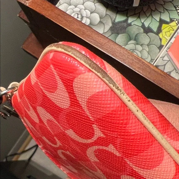 Coach Red & Light Pink Signature Wristlet - Picture 8 of 11
